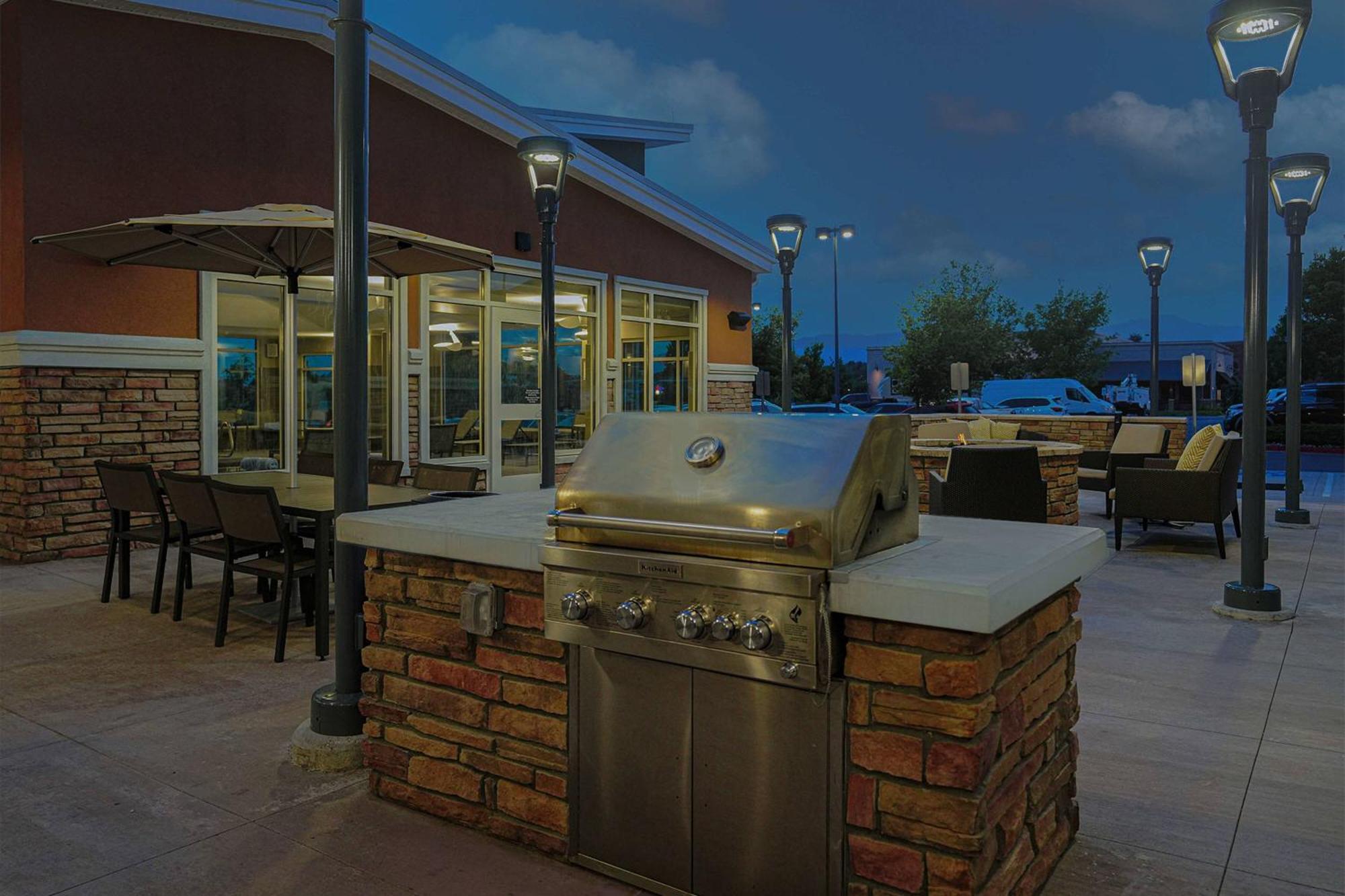 Residence Inn By Marriott Colorado Springs First & Main Экстерьер фото