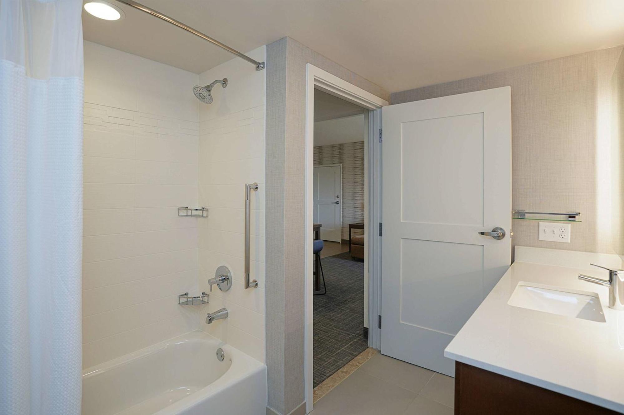 Residence Inn By Marriott Colorado Springs First & Main Экстерьер фото